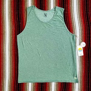 Vuori Strato Tech Tank - Aloe Heather 🏔 (NWOT READ DESCRIPTION)